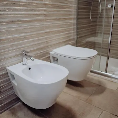 Polignamo - House Дом отдыха *