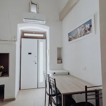 Polignamo - House Дом отдыха